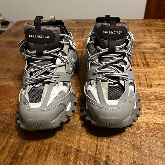 Balenciaga track main image 4